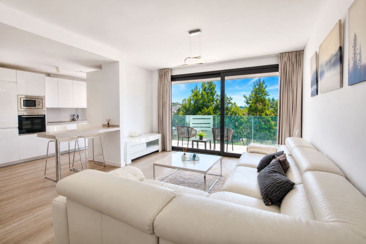 2 sypialnia Apartament na sprzedaż w La Cala de Mijas z basenem garażem - 495 000 € (Ref: 9357792)
