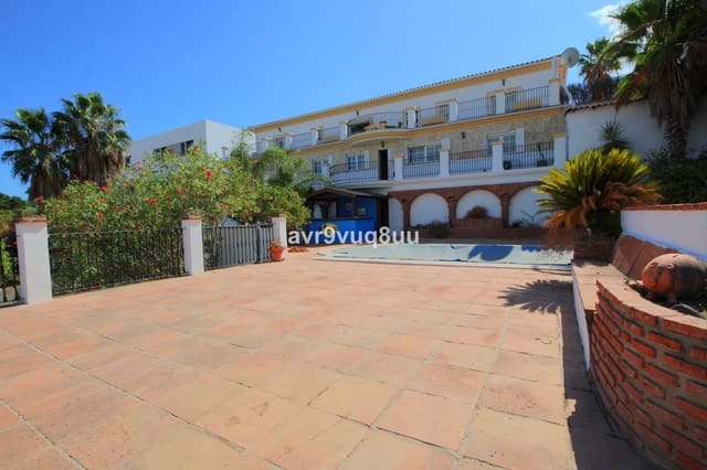 7 sypialnia Willa na sprzedaż w La Cala Golf, Mijas z basenem garażem - 1 250 000 € (Ref: 9360517)
