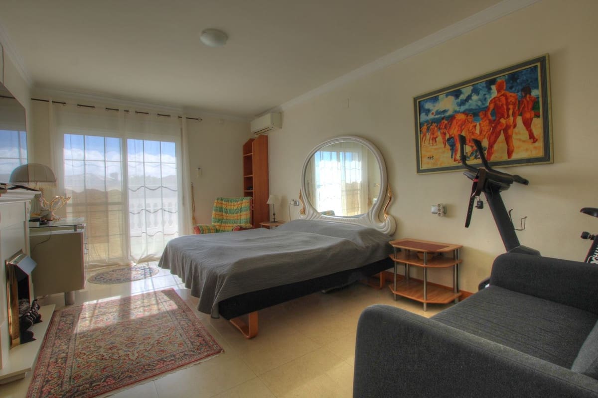 5 chambre Villa/Maison à vendre à Mijas Golf avec piscine garage - 975 000 € (Ref: 9378148)