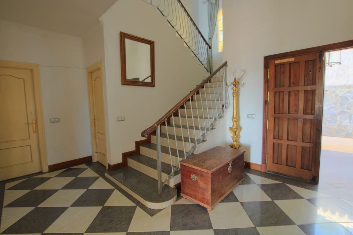 5 chambre Villa/Maison à vendre à Mijas Golf avec piscine garage - 975 000 € (Ref: 9378148)