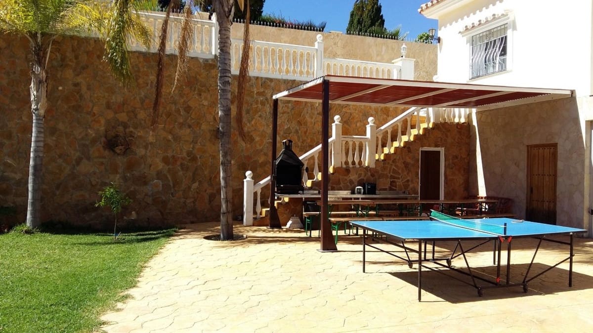 5 chambre Villa/Maison à vendre à Mijas Golf avec piscine garage - 975 000 € (Ref: 9378148)