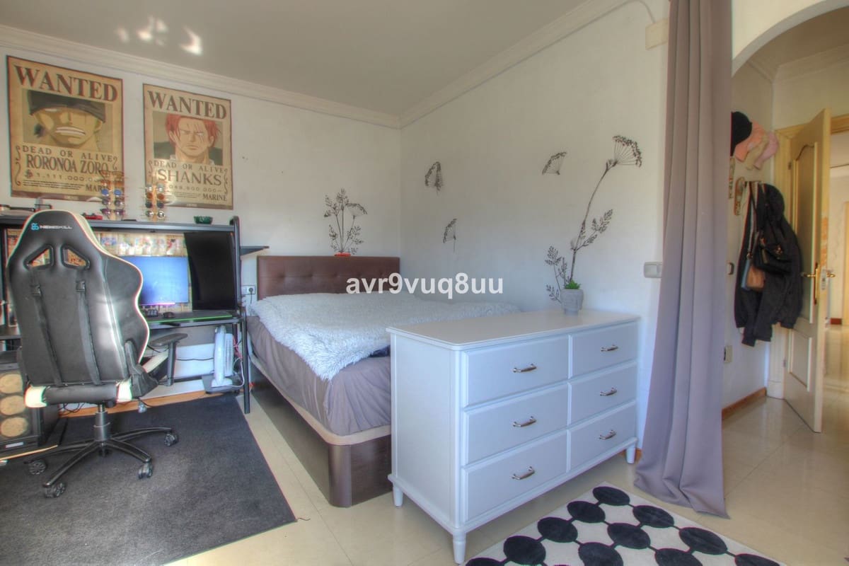 5 bedroom Villa for sale in Mijas Golf with pool garage - € 975,000 (Ref: 9378148)