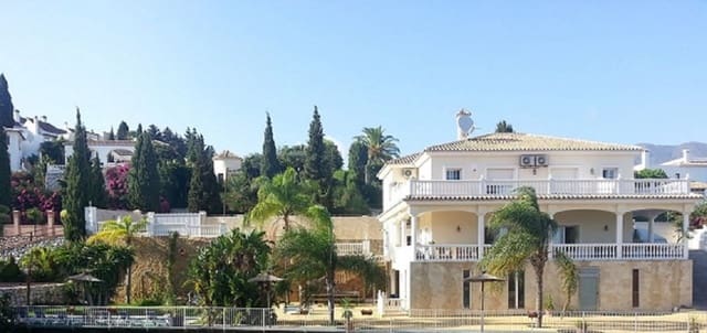 5 bedroom Villa for sale in Mijas Golf, Mijas with pool garage - € 975,000 (Ref: 9378148)