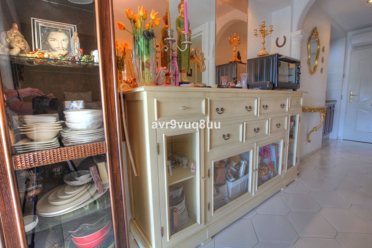 1 Zimmer Studio zu verkaufen in Miraflores mit Pool Garage - 249.950 € (Ref: 9400074)