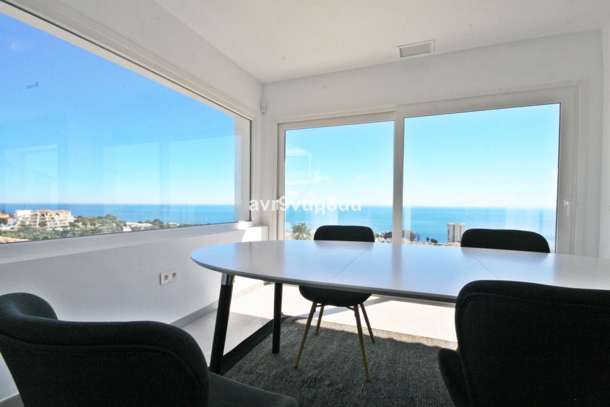 4 bedroom Villa for sale in Riviera del Sol with pool garage - € 1,750,000 (Ref: 9402673)