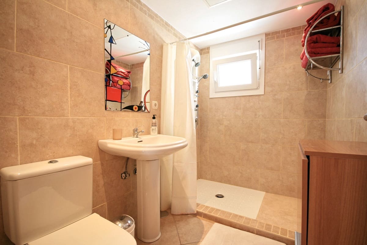 4 sypialnia Willa na sprzedaż w La Cala de Mijas z basenem garażem - 995 000 € (Ref: 9402674)