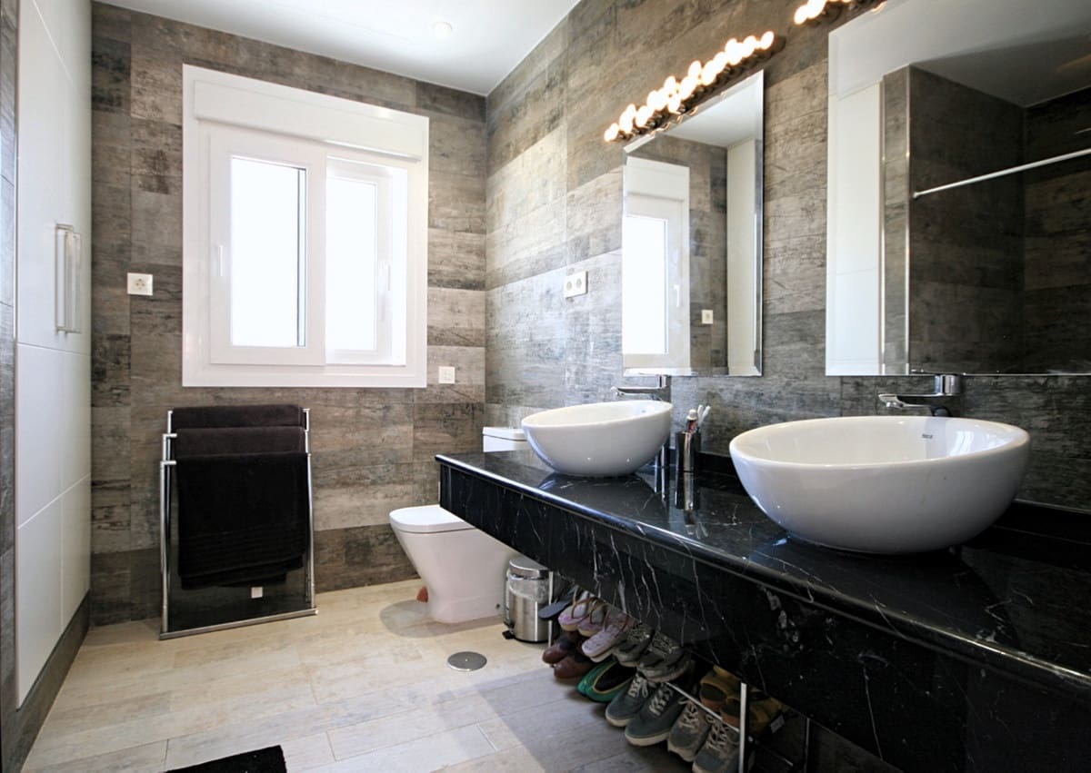 4 sovrum Villa till salu i La Cala de Mijas med pool garage - 995 000 € (Ref: 9402674)