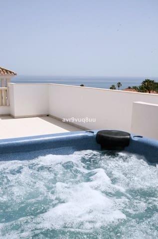 4 slaapkamer Villa te koop in La Cala de Mijas, Mijas met zwembad garage - € 995.000 (Ref: 9402674)