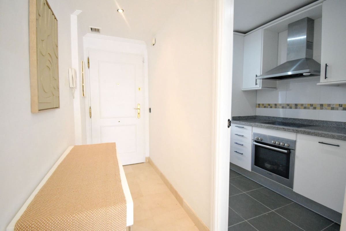 2 slaapkamer Appartement te koop in Mijas Costa met zwembad garage - € 285.000 (Ref: 9404729)