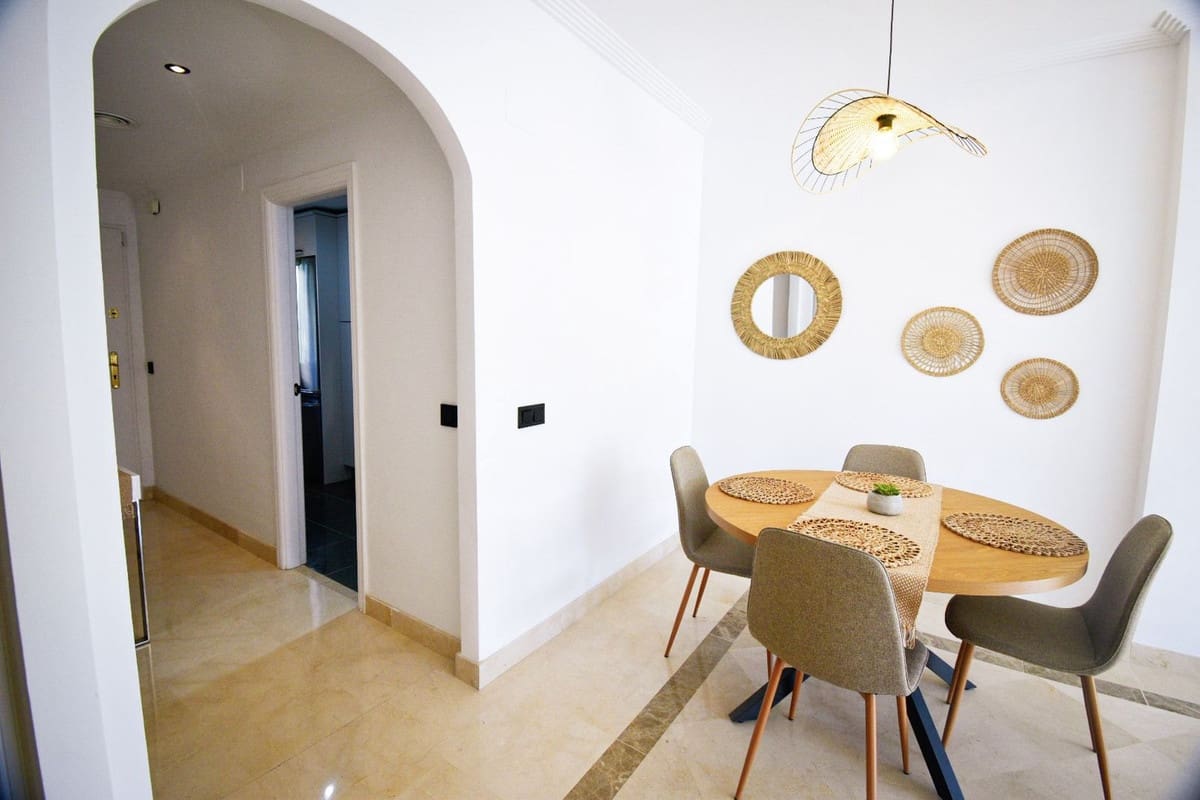 2 bedroom Apartment for sale in Mijas Costa with pool garage - € 285,000 (Ref: 9404729)