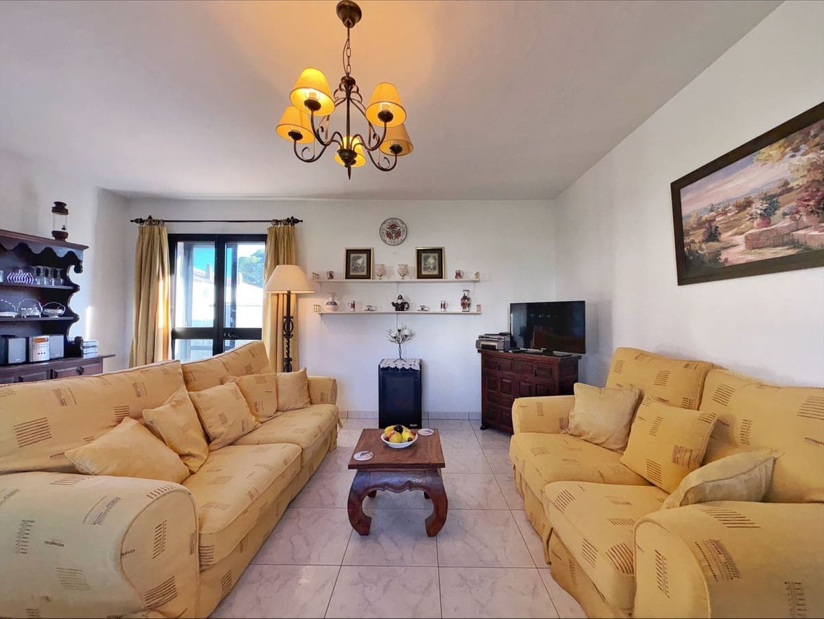 1 bedroom Penthouse for sale in La Cala de Mijas with pool - € 225,000 (Ref: 9415292)