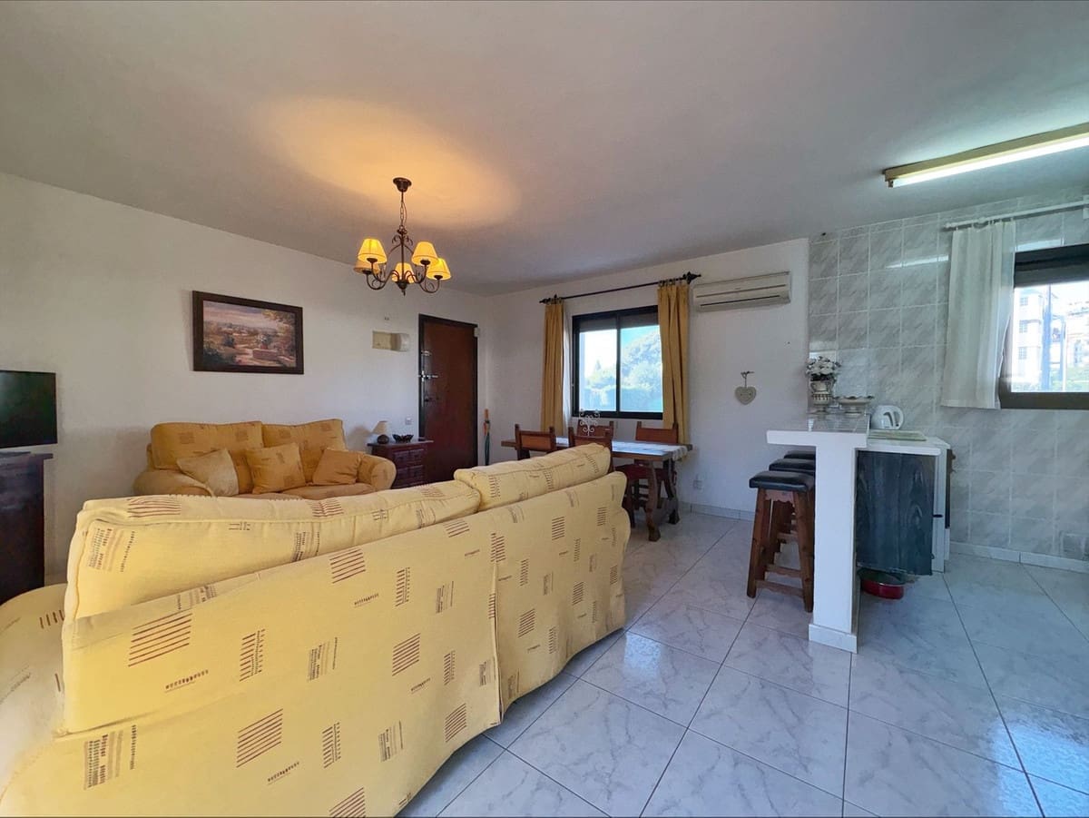 1 bedroom Penthouse for sale in La Cala de Mijas with pool - € 225,000 (Ref: 9415292)