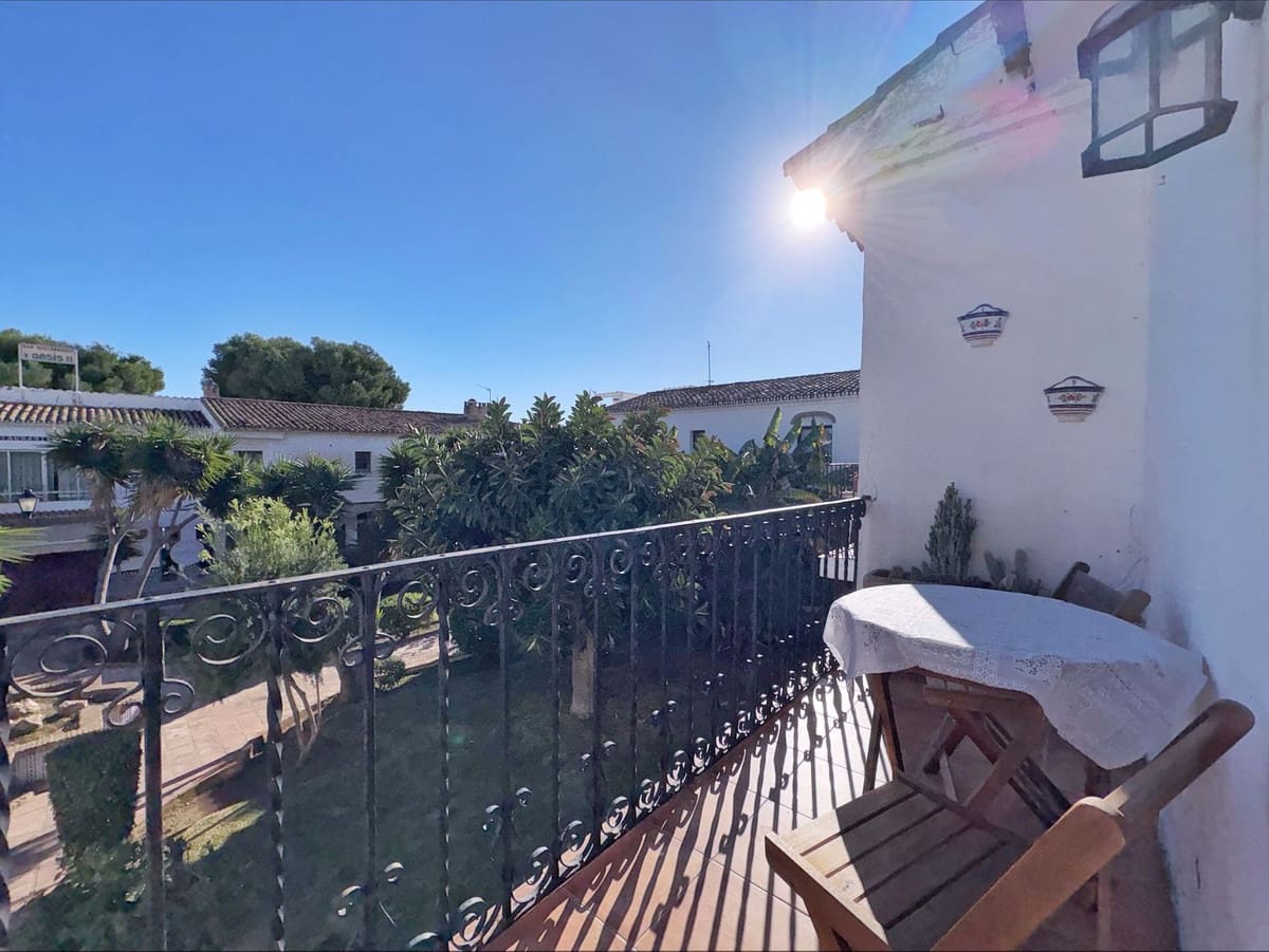 1 bedroom Penthouse for sale in La Cala de Mijas with pool - € 225,000 (Ref: 9415292)