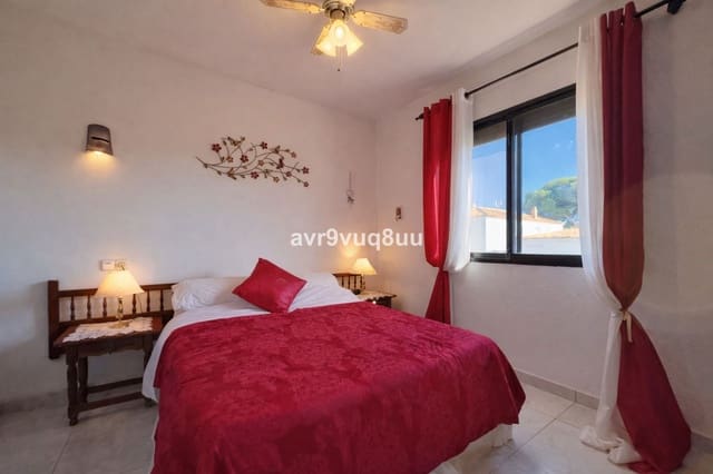 Ático de 1 habitación en La Cala de Mijas, Mijas en venta con piscina - 224.999 € (Ref: 9415292)