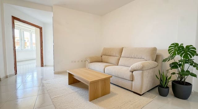 1 makuuhuone Kattohuoneisto myytävänä paikassa La Cala de Mijas, Mijas mukana uima-altaan - 235 000 € (Ref: 9415292)