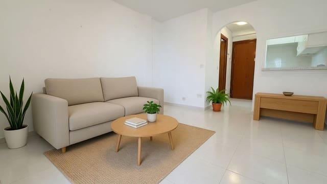 1 makuuhuone Kattohuoneisto myytävänä paikassa La Cala de Mijas, Mijas mukana uima-altaan - 235 000 € (Ref: 9415292)