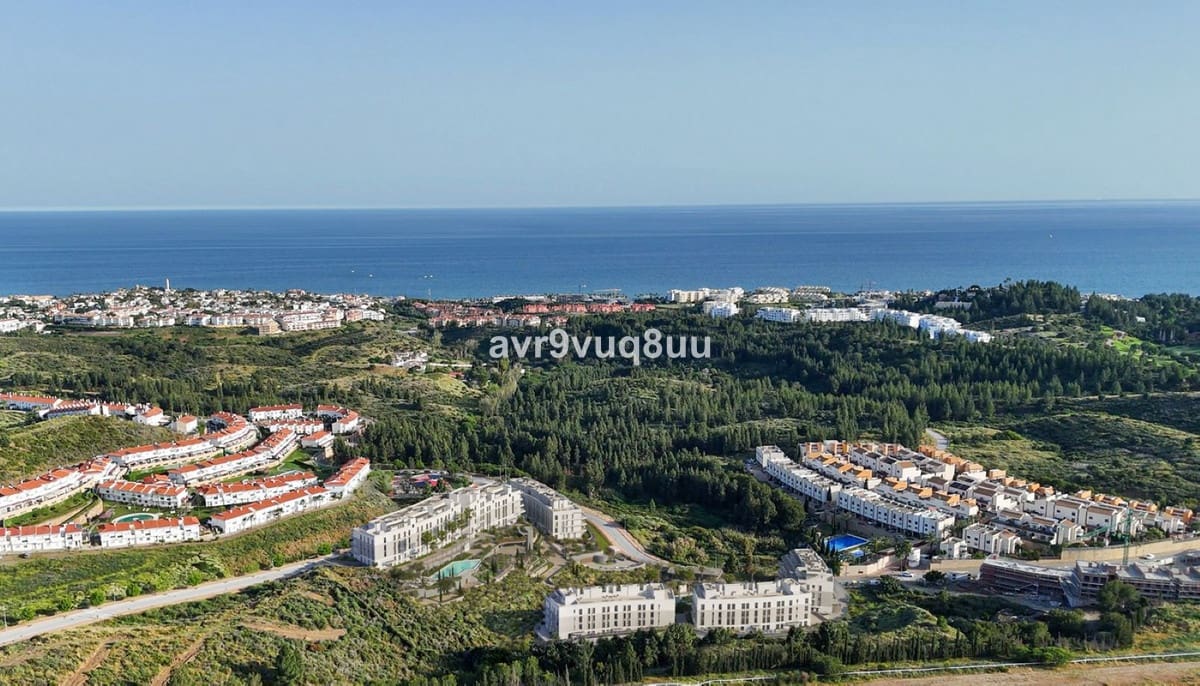 2 bedroom Apartment for sale in Mijas Costa - € 359,000 (Ref: 9420543)