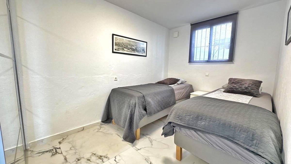 5 chambre Villa/Maison à vendre à La Cala de Mijas avec piscine garage - 1 425 000 € (Ref: 9438055)