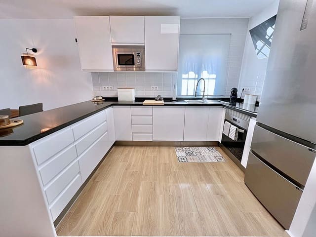 2 bedroom Villa for sale in Riviera del Sol, Mijas with pool garage - € 385,000 (Ref: 9451417)