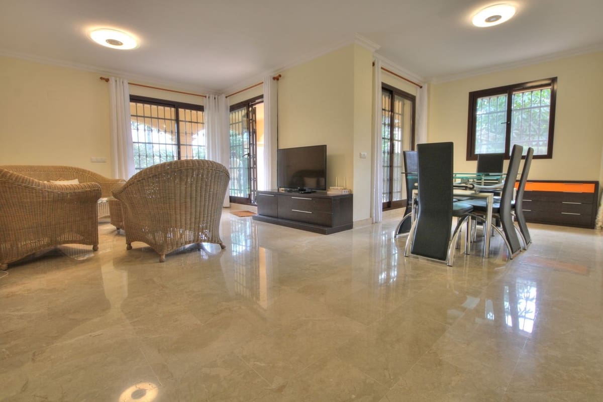 3 quarto Apartamento para venda em La Cala de Mijas com piscina garagem - 728 000 € (Ref: 9469011)