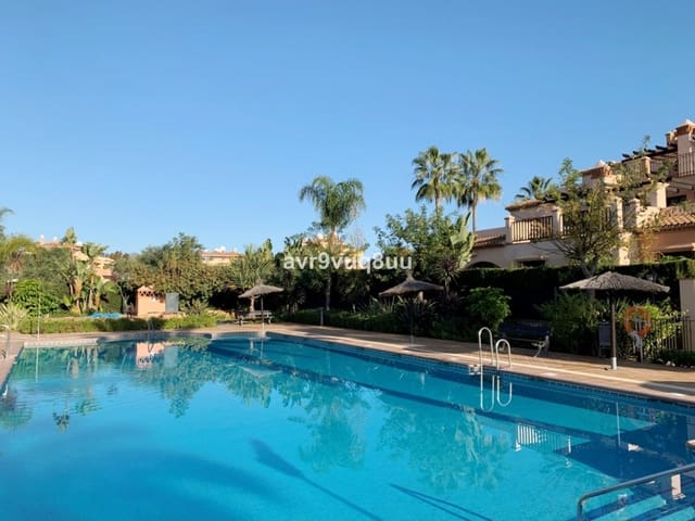 Apartamento de 3 habitaciones en La Cala de Mijas, Mijas en venta con piscina garaje - 728.000 € (Ref: 9469011)