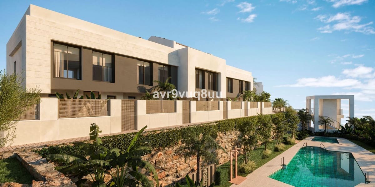3 bedroom Townhouse for sale in Mijas Costa with pool garage - € 999,950 (Ref: 9471523)