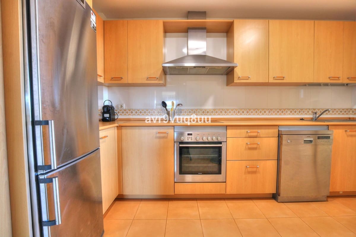 2 bedroom Apartment for rent in Mijas Costa with pool garage - € 1,800 (Ref: 9503485)