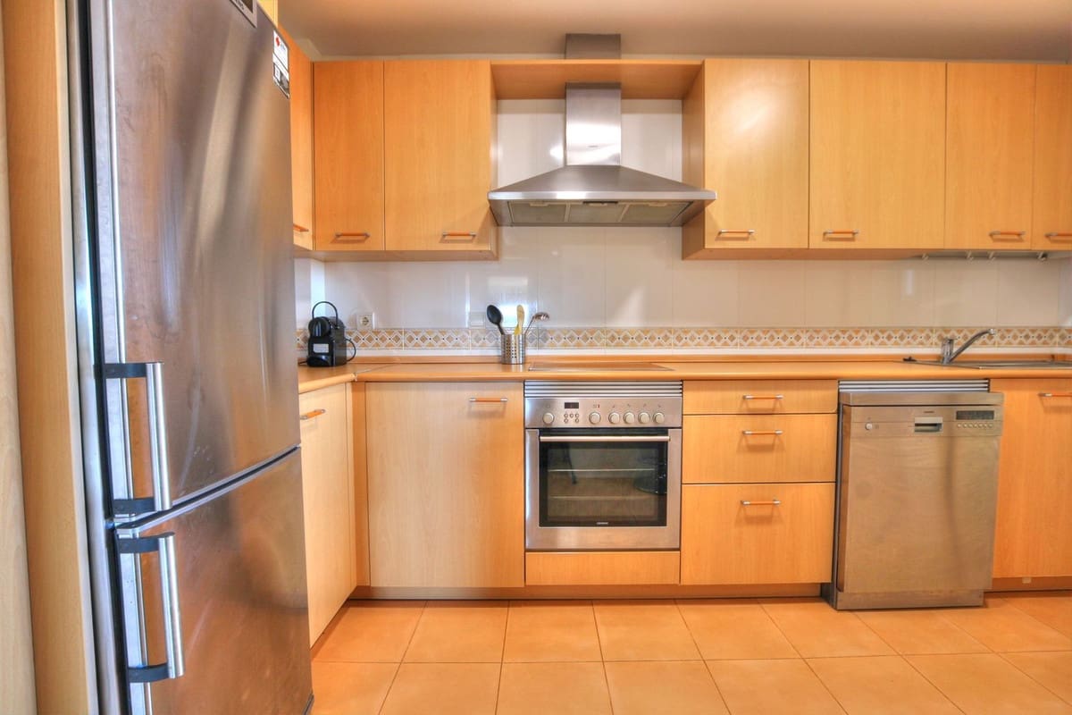 2 sypialnia Apartament do wynajęcia w Mijas Costa z basenem garażem - 1 800 € (Ref: 9503485)