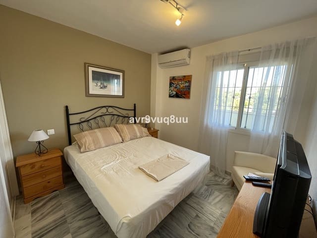 3 bedroom Apartment for sale in Motril with pool garage - € 349,950 (Ref: 9510256)