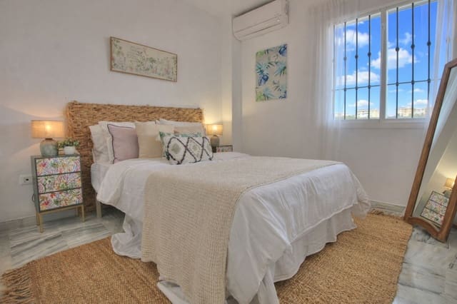 3 Zimmer Apartment zu verkaufen in Motril mit Pool Garage - 325.000 € (Ref: 9510256)