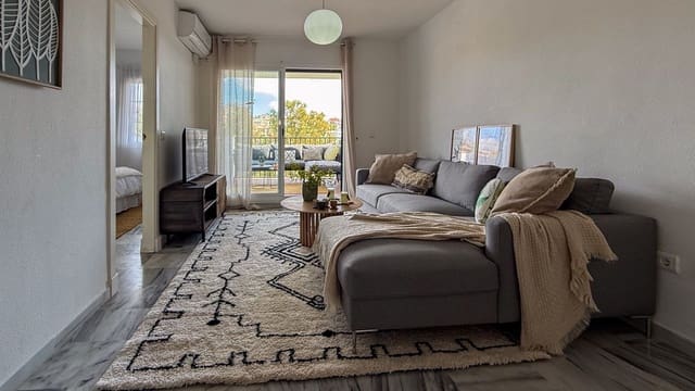 3 Zimmer Apartment zu verkaufen in Motril mit Pool Garage - 325.000 € (Ref: 9510256)