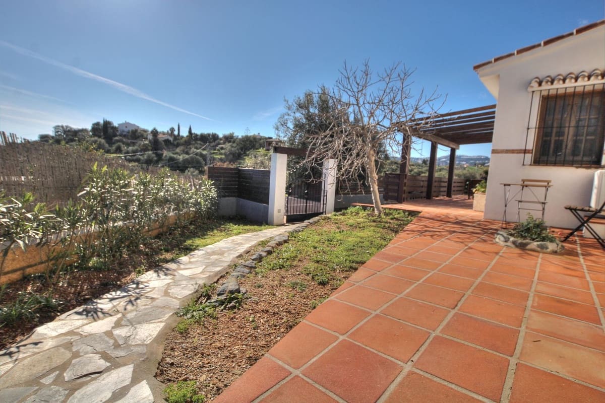 3 bedroom Finca/Country House for sale in Mijas Costa with pool - € 495,000 (Ref: 9516549)