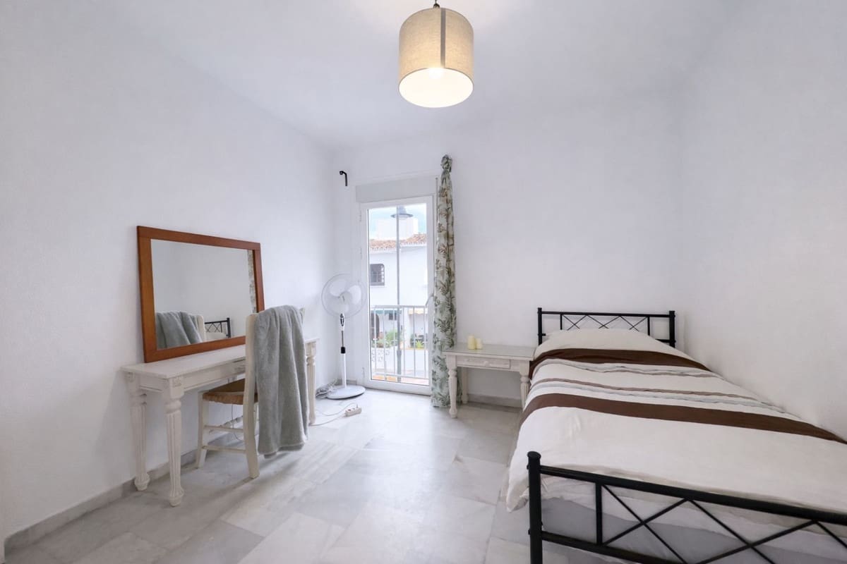 3 quarto Casa em Banda para arrendar em La Cala de Mijas com garagem - 1 800 € (Ref: 9517920)