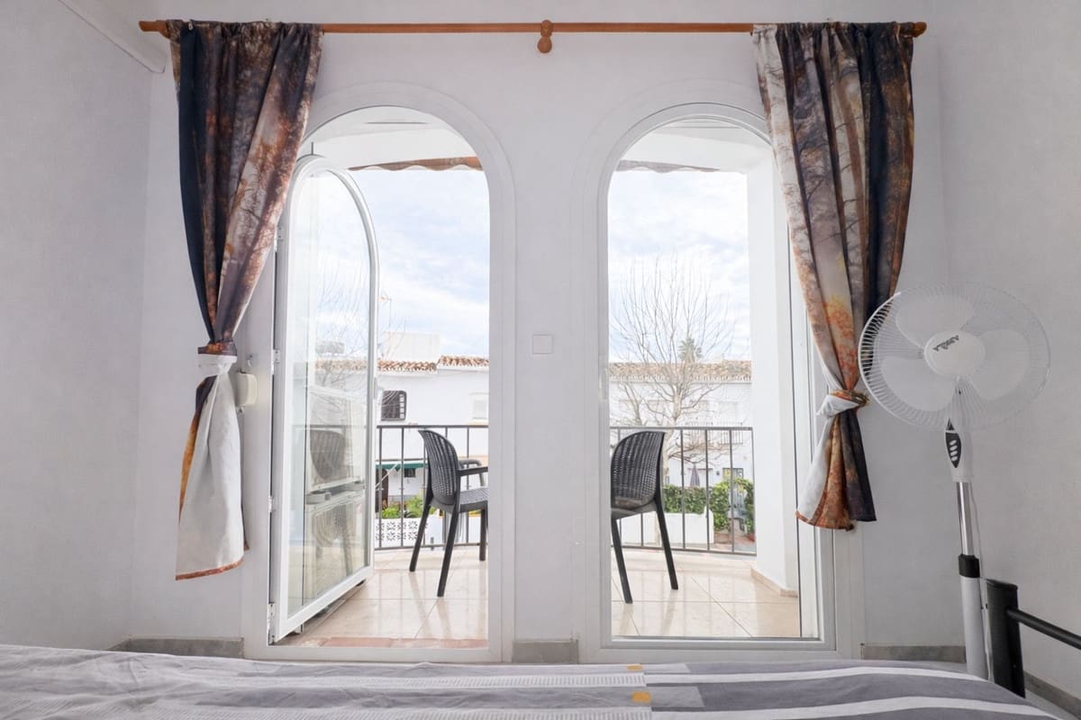 3 quarto Casa em Banda para arrendar em La Cala de Mijas com garagem - 1 800 € (Ref: 9517920)