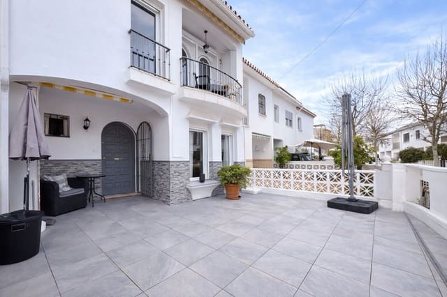 3 quarto Casa em Banda para arrendar em La Cala de Mijas, Mijas com garagem - 1 800 € (Ref: 9517920)