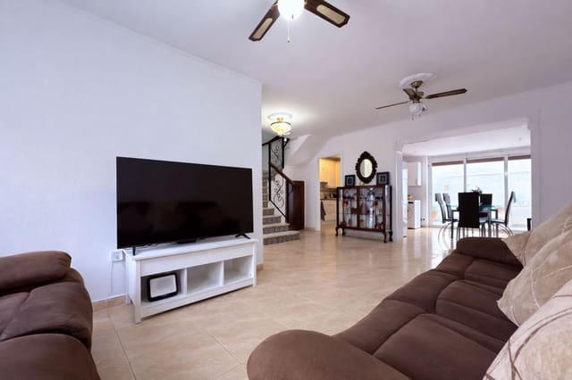 3 quarto Casa em Banda para arrendar em La Cala de Mijas, Mijas com garagem - 1 800 € (Ref: 9517920)