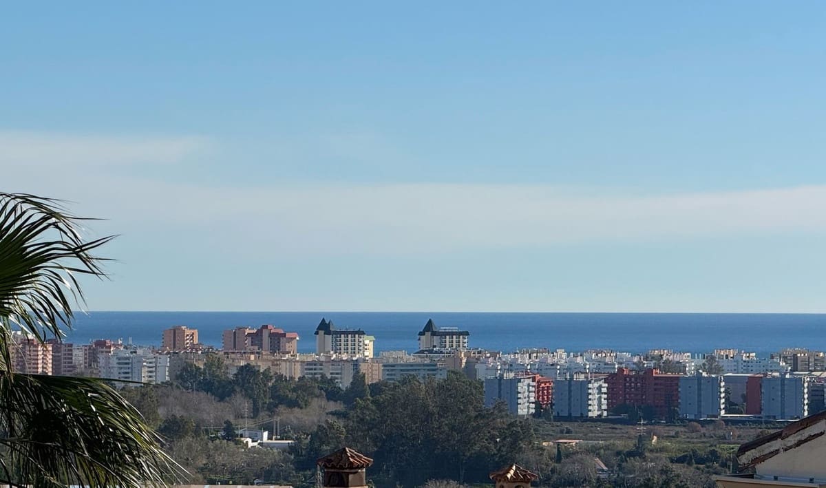 4 chambre Villa/Maison à vendre à Mijas Costa - 760 000 € (Ref: 9523379)