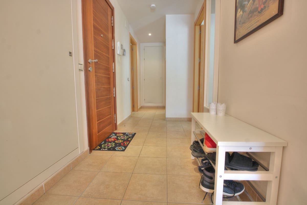 1 slaapkamer Appartement te koop in La Cala de Mijas met zwembad garage - € 265.000 (Ref: 9523643)