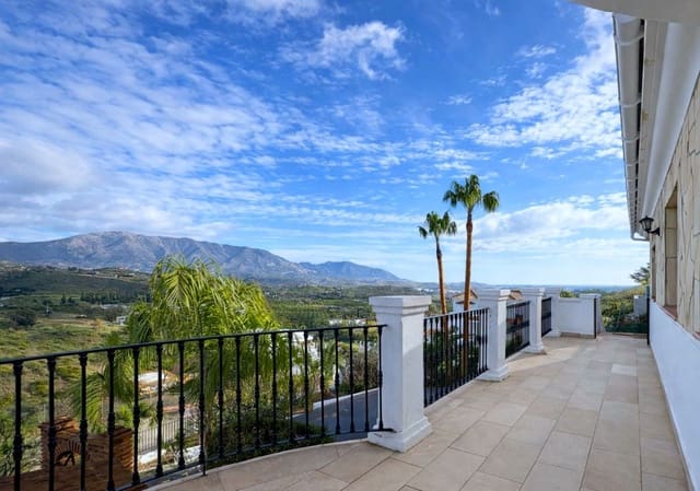 7 bedroom Villa for sale in La Cala Golf, Mijas with pool garage - € 1,250,000 (Ref: 9539072)
