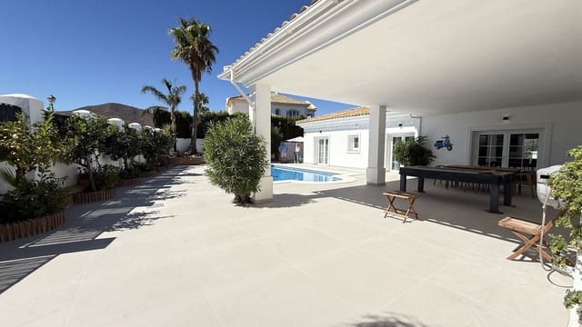 6 camera da letto Villa in vendita in La Cala Golf, Mijas con piscina garage - 1.295.000 € (Rif: 9539072)