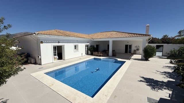 6 soverom Villa til salgs i La Cala Golf, Mijas med svømmebasseng garasje - € 1 295 000 (Ref: 9539072)