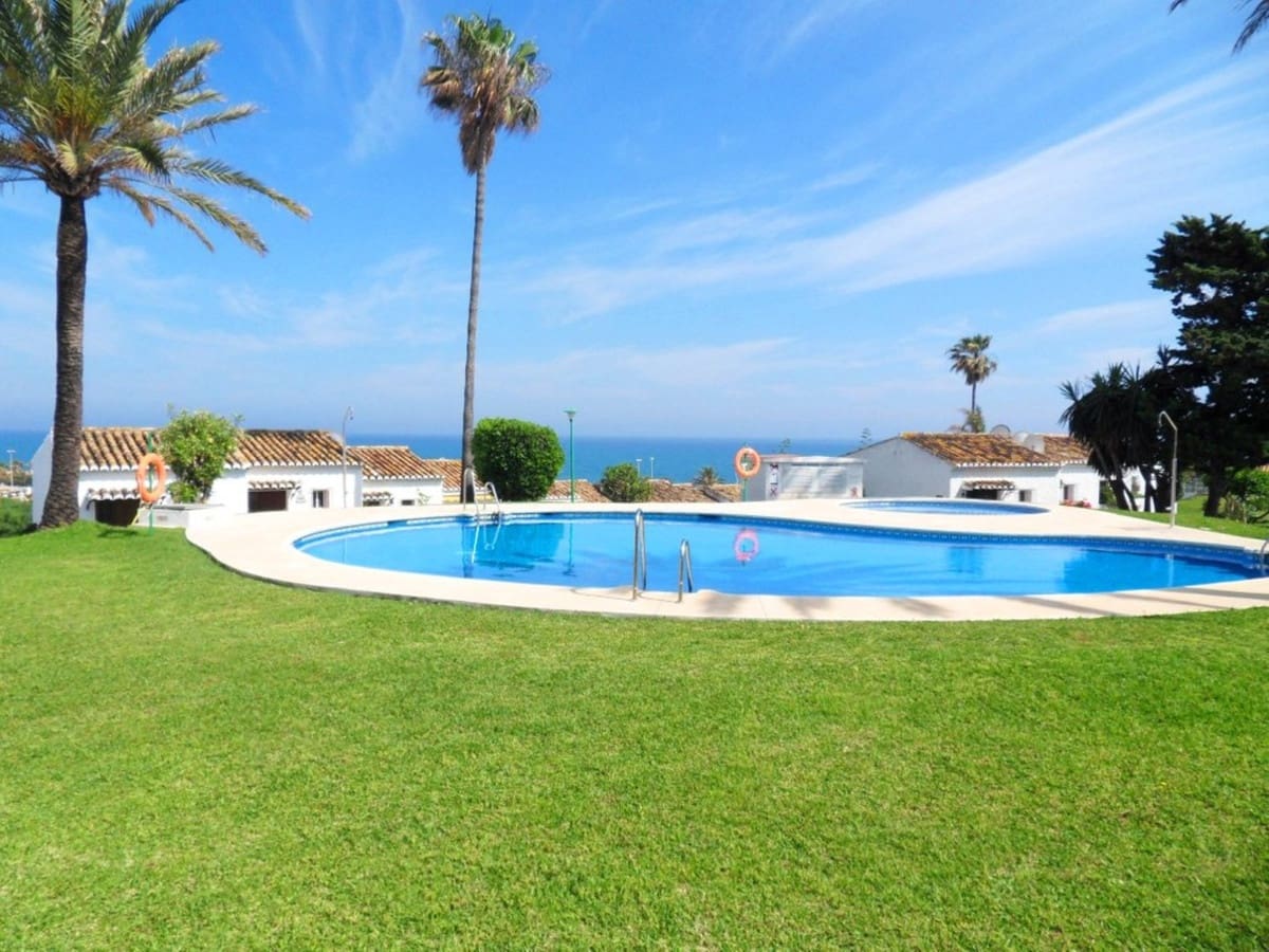 1 soveværelse Penthouse til salg i La Cala de Mijas med swimmingpool - € 215.000 (Ref: 9583582)