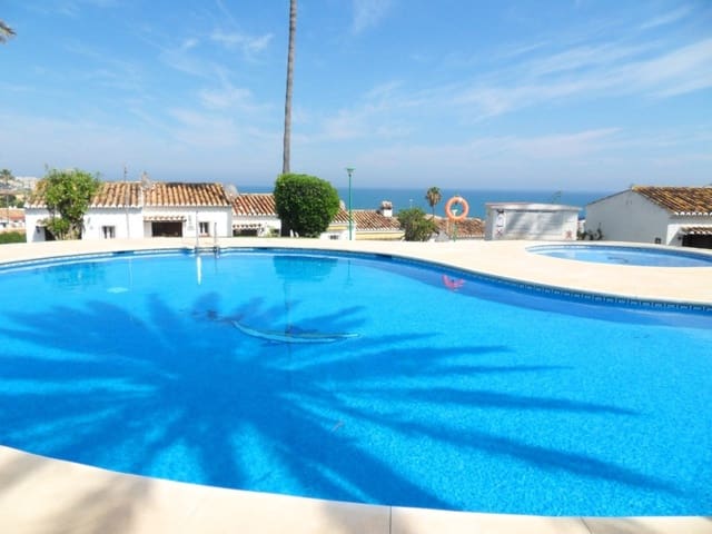 Ático de 1 habitación en La Cala de Mijas, Mijas en venta con piscina - 215.000 € (Ref: 9583582)