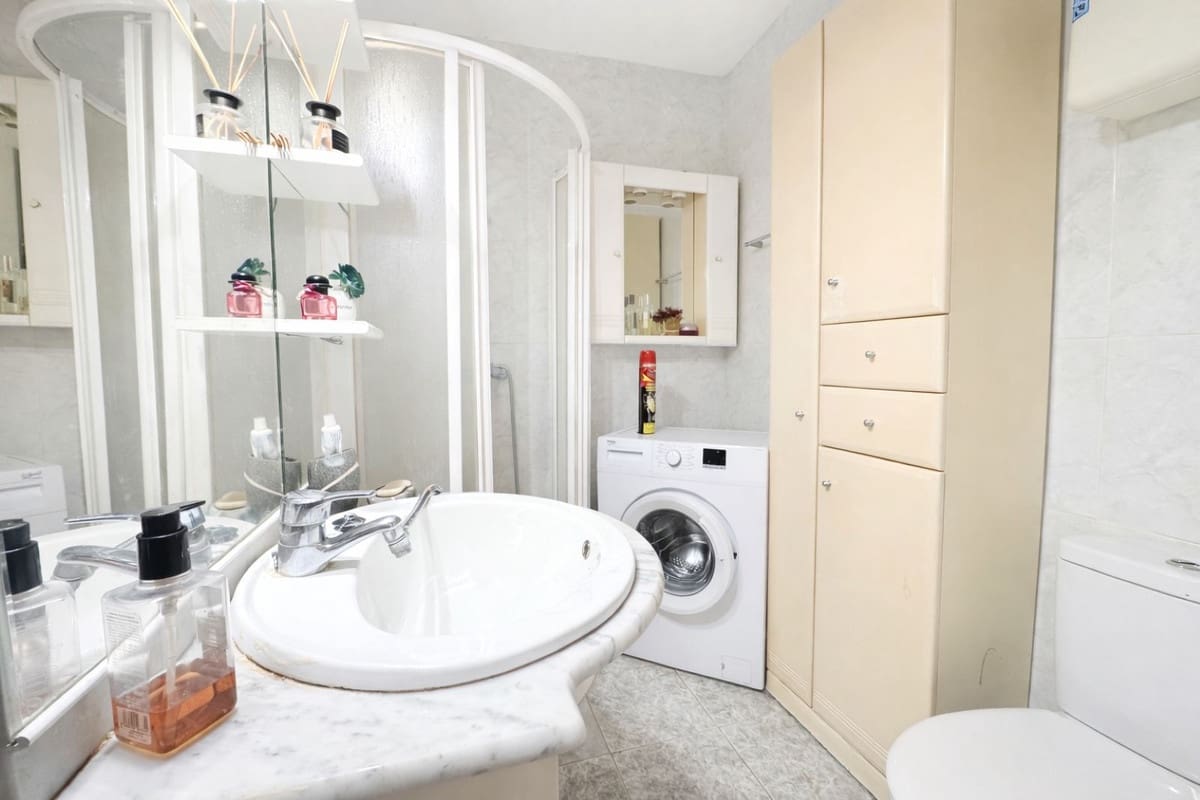 1 bedroom Penthouse for sale in La Cala de Mijas with pool - € 215,000 (Ref: 9583582)