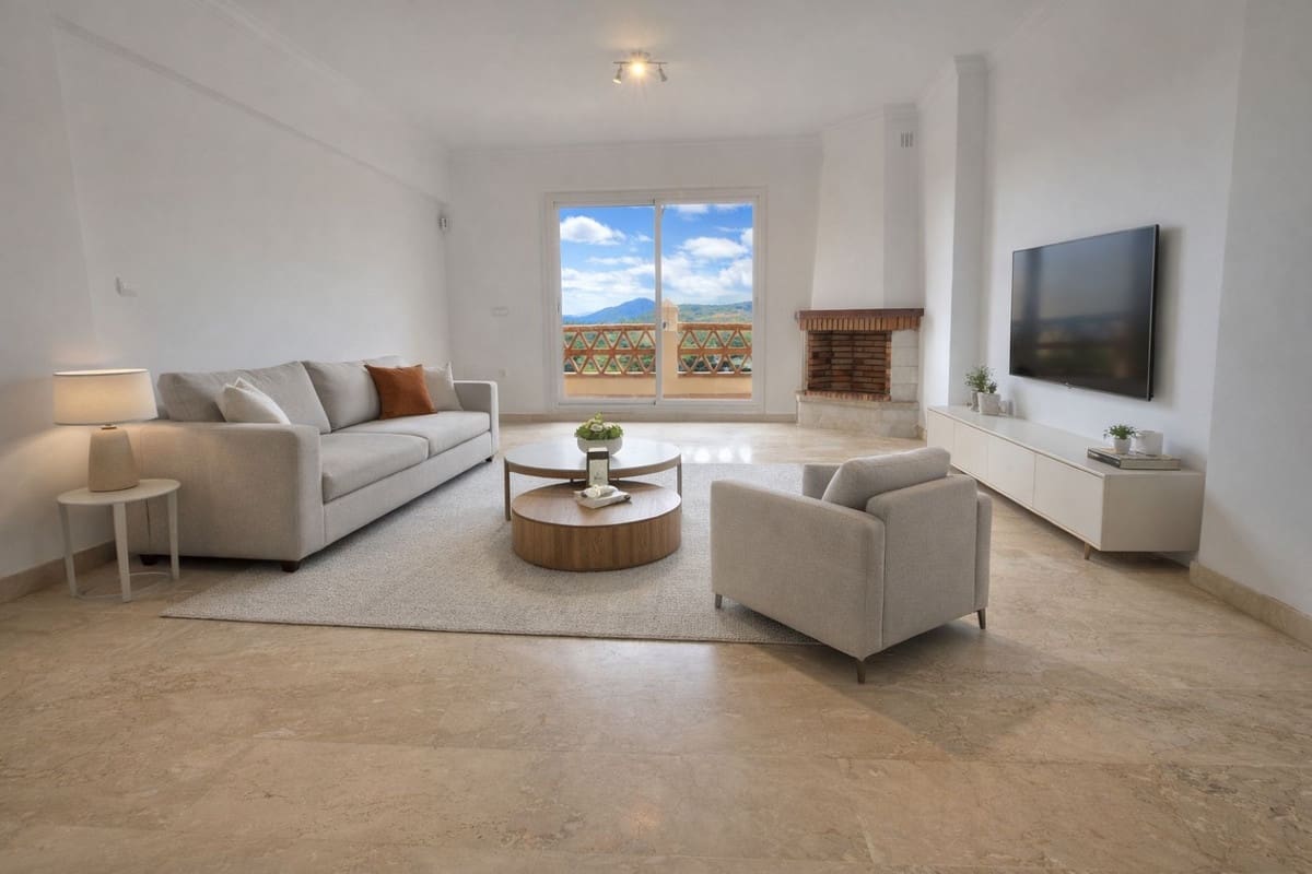 3 bedroom Townhouse for sale in Mijas Golf with pool garage - € 450,000 (Ref: 9591943)