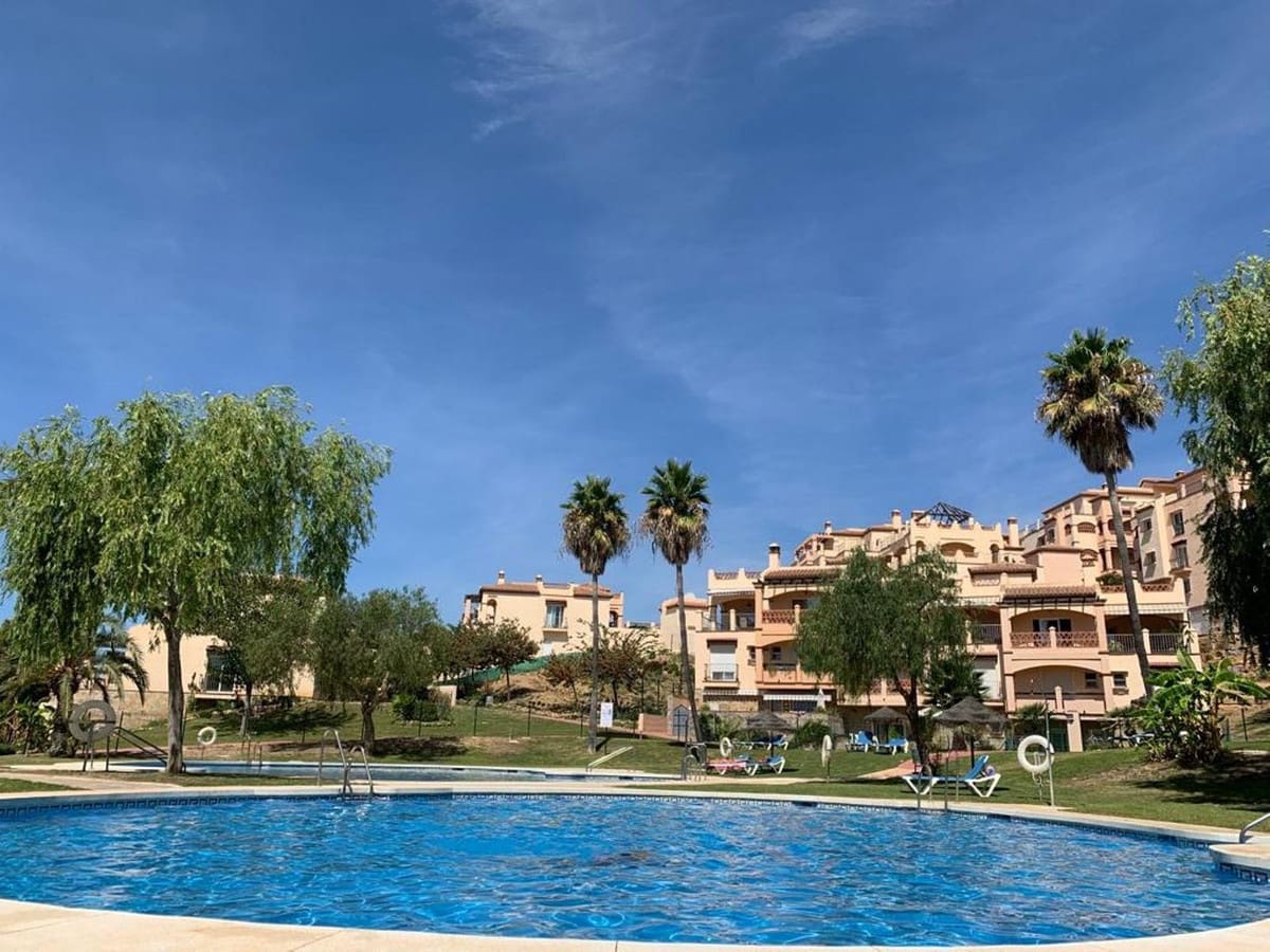 3 soveværelse Byhus til salg i Mijas Golf med swimmingpool garage - € 450.000 (Ref: 9591943)