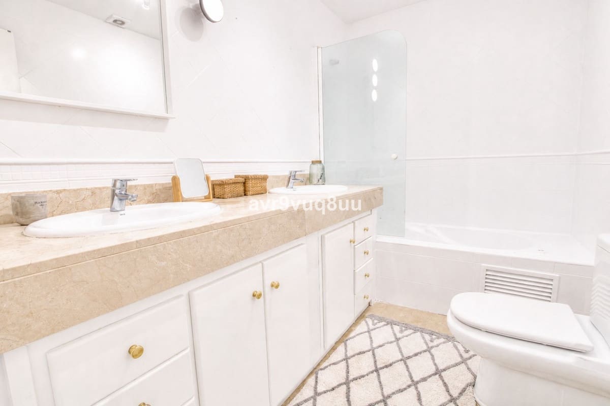3 bedroom Townhouse for sale in Mijas Golf with pool garage - € 425,000 (Ref: 9591943)