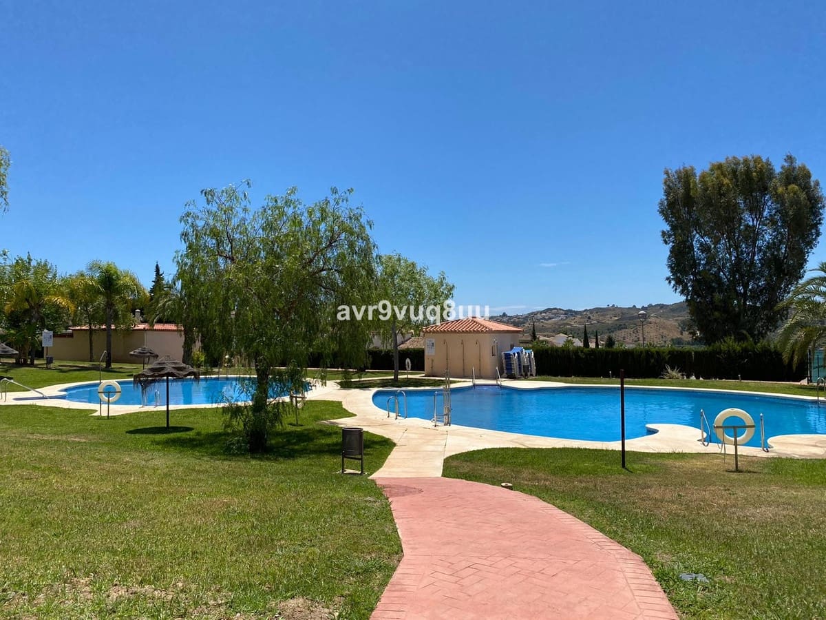 3 bedroom Townhouse for sale in Mijas Golf with pool garage - € 425,000 (Ref: 9591943)