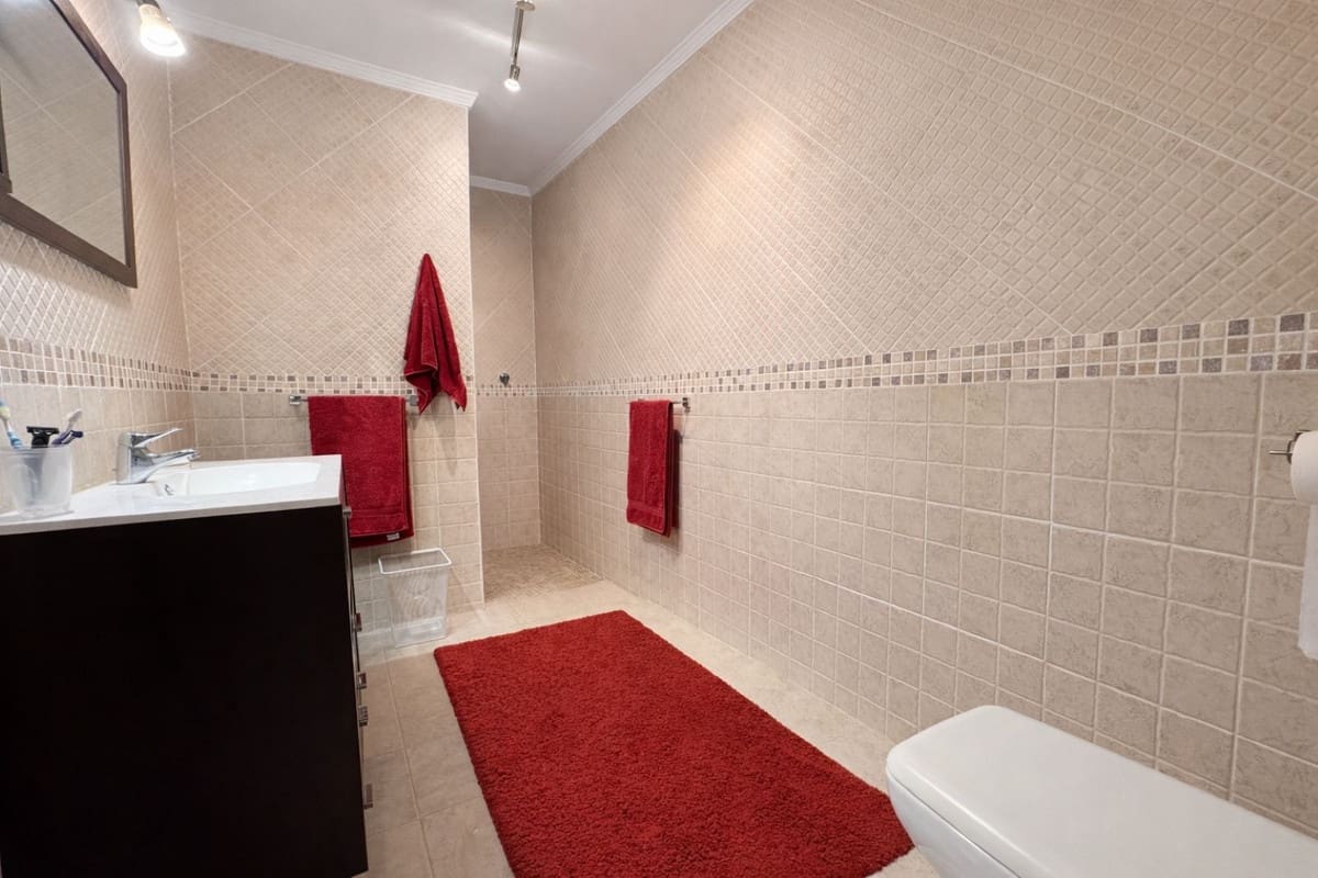 2 slaapkamer Appartement te koop in Mijas Golf met zwembad garage - € 319.000 (Ref: 9603092)