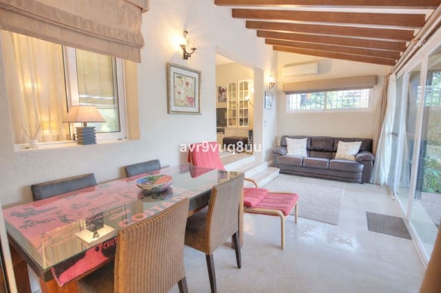 2 chambre Appartement à vendre à Mijas Golf, Mijas avec piscine garage - 319 000 € (Ref: 9603092)